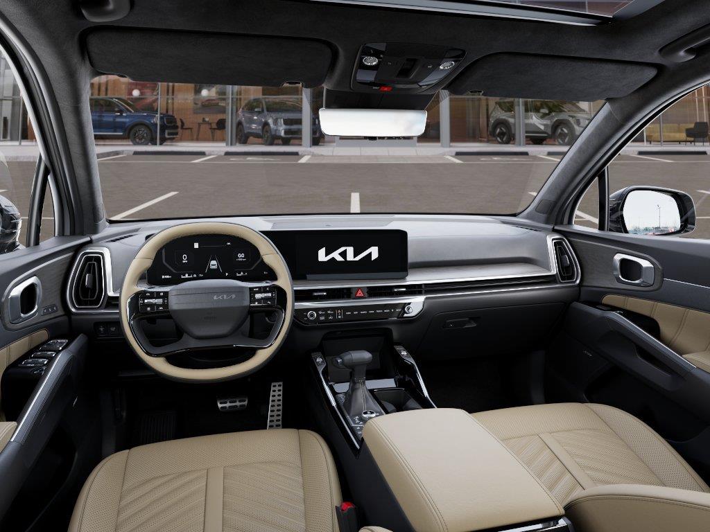 Vehicle photo 14
