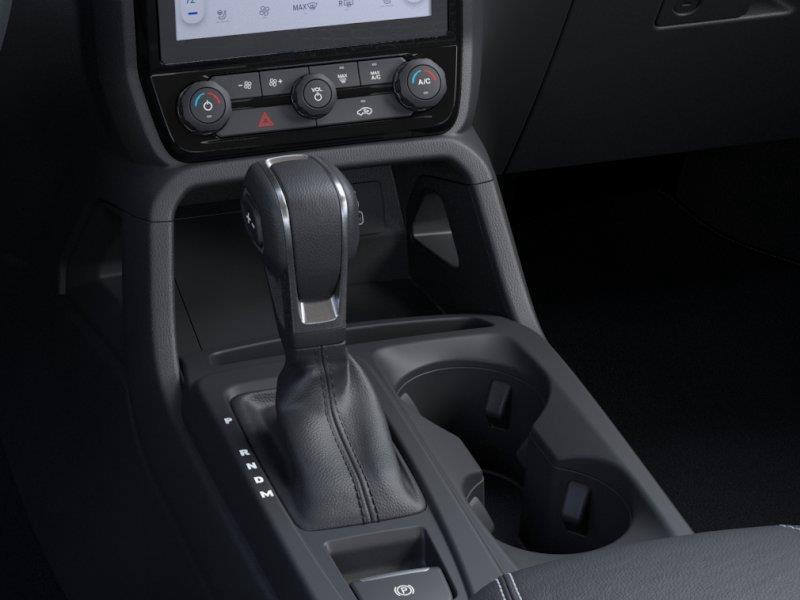 Vehicle photo 15