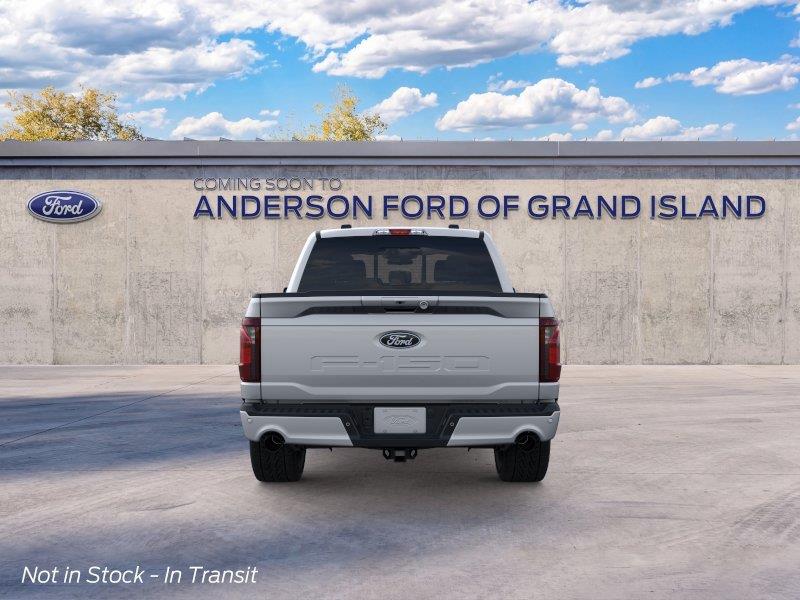 Vehicle photo 5