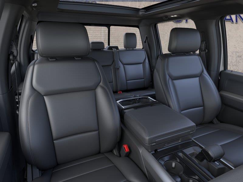 Vehicle photo 10