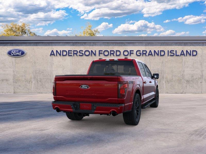 Vehicle photo 8