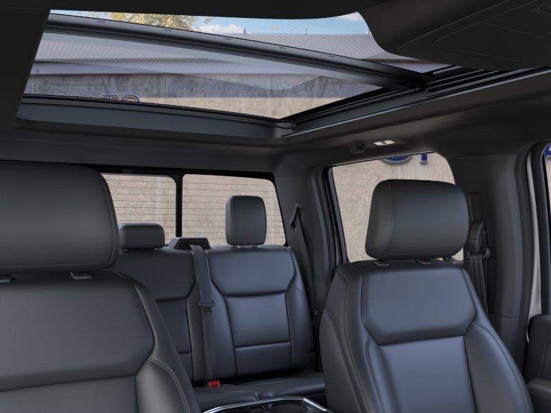 Vehicle photo 22