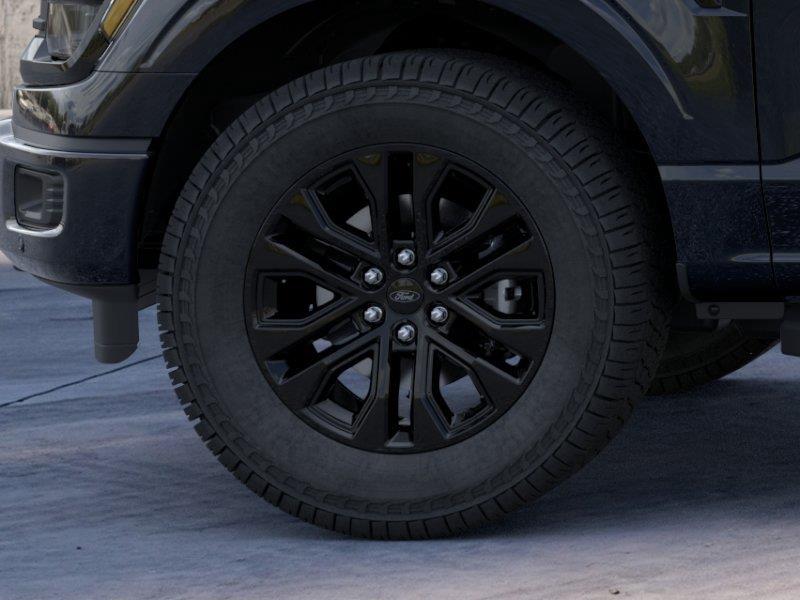 Vehicle photo 19