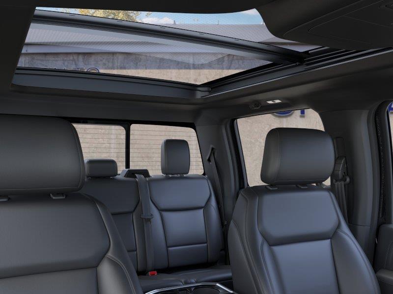 Vehicle photo 22