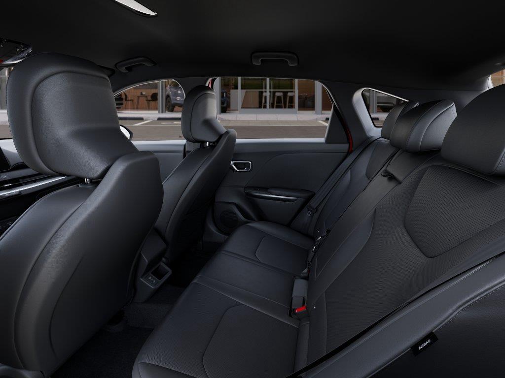 Vehicle photo 18