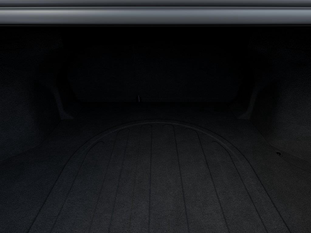 Vehicle photo 19