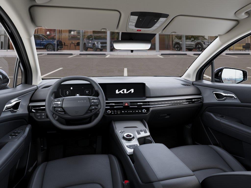 Vehicle photo 14