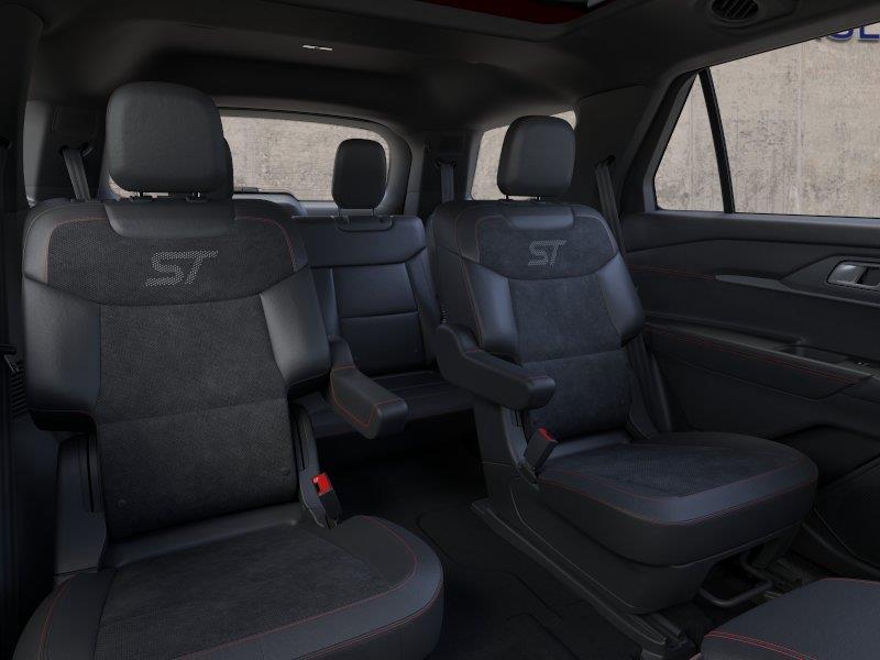 Vehicle photo 11