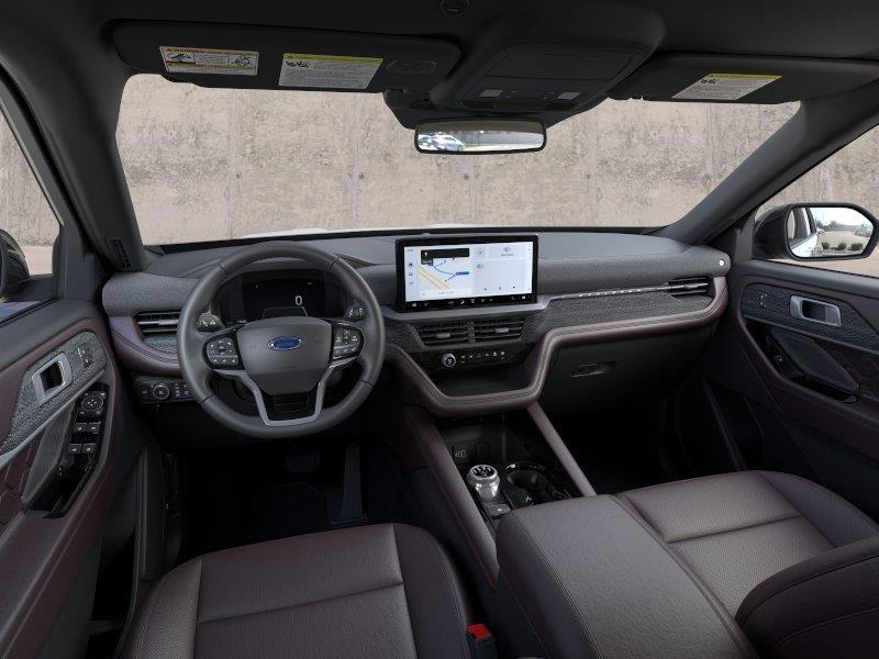 Vehicle photo 9