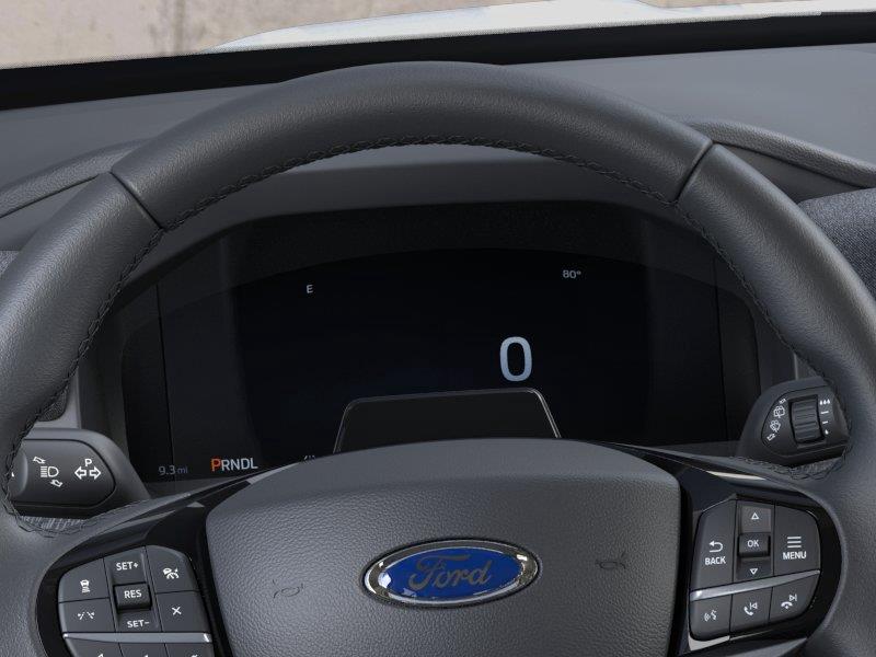 Vehicle photo 13
