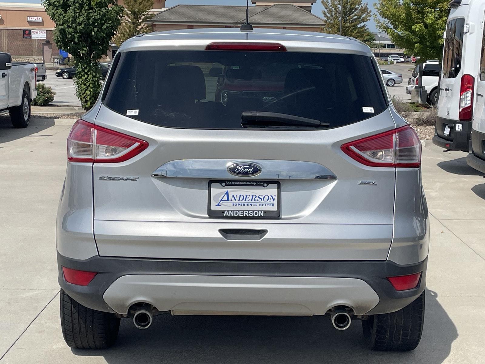 Vehicle photo 8