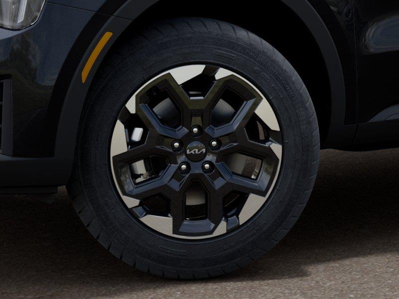 Vehicle photo 9