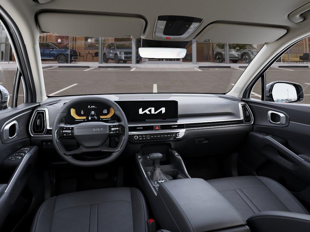 Vehicle photo 14