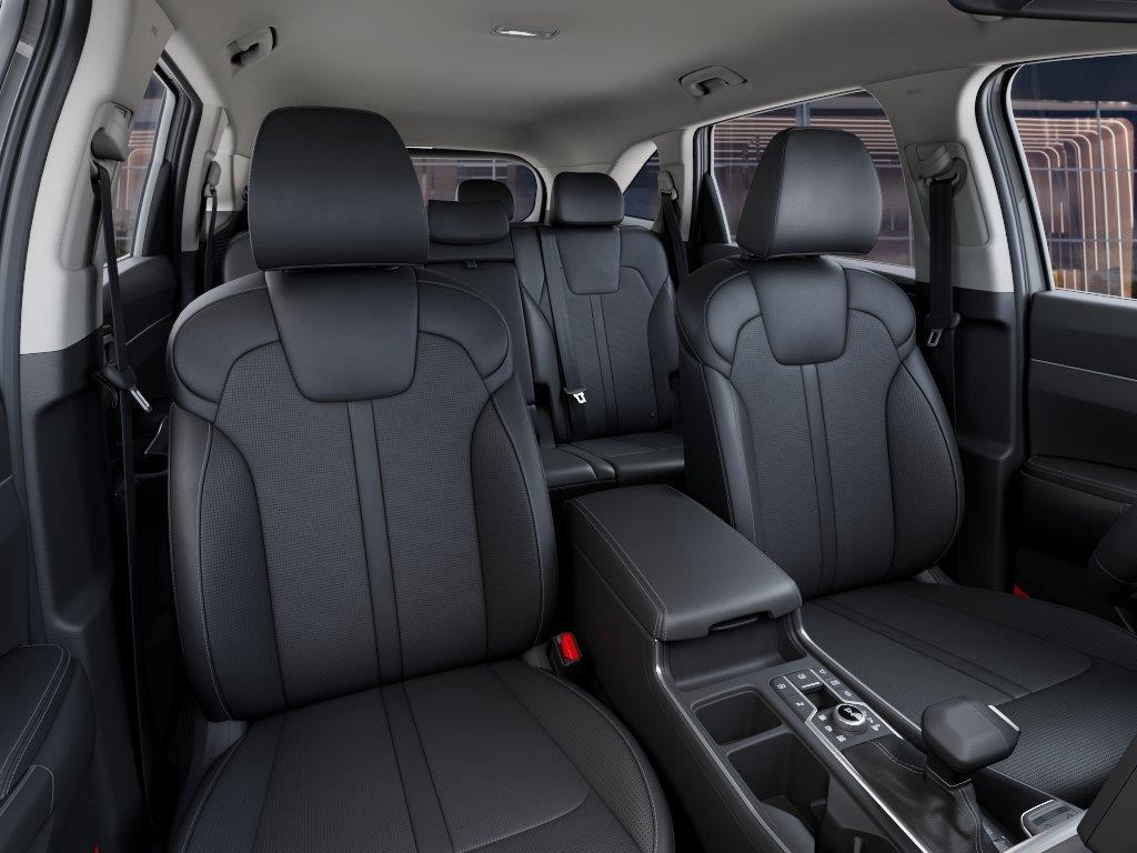 Vehicle photo 15