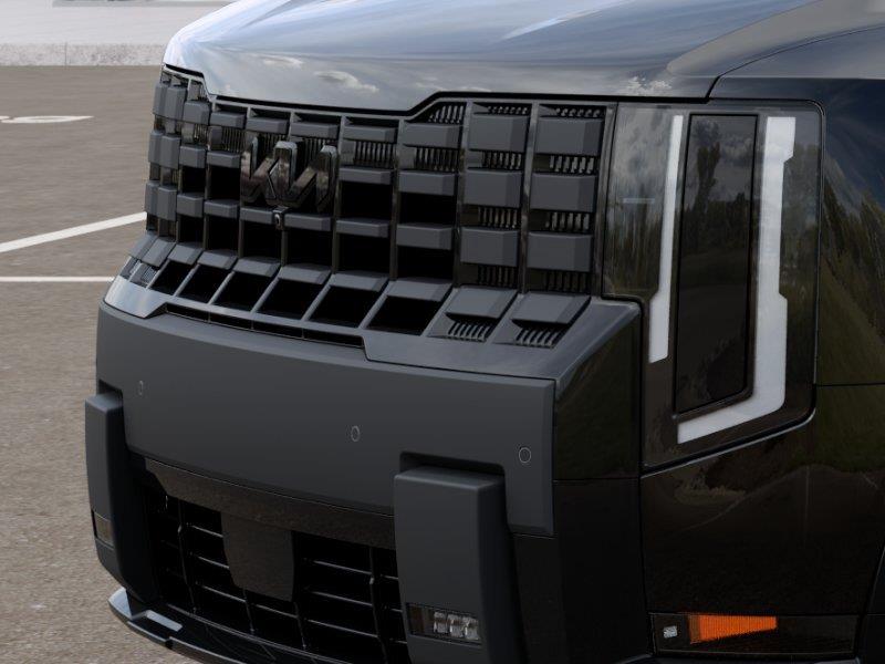 Vehicle photo 12