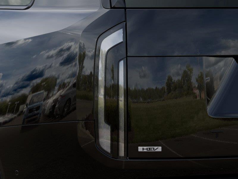 Vehicle photo 11