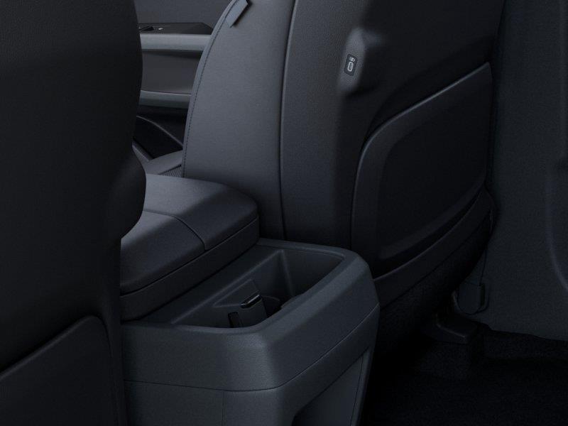 Vehicle photo 26
