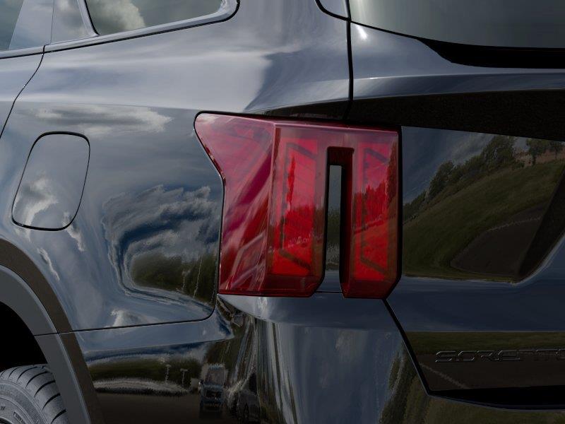 Vehicle photo 11