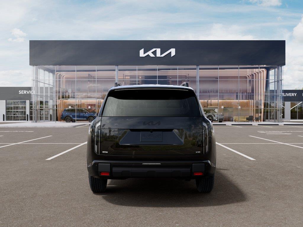 Vehicle photo 5