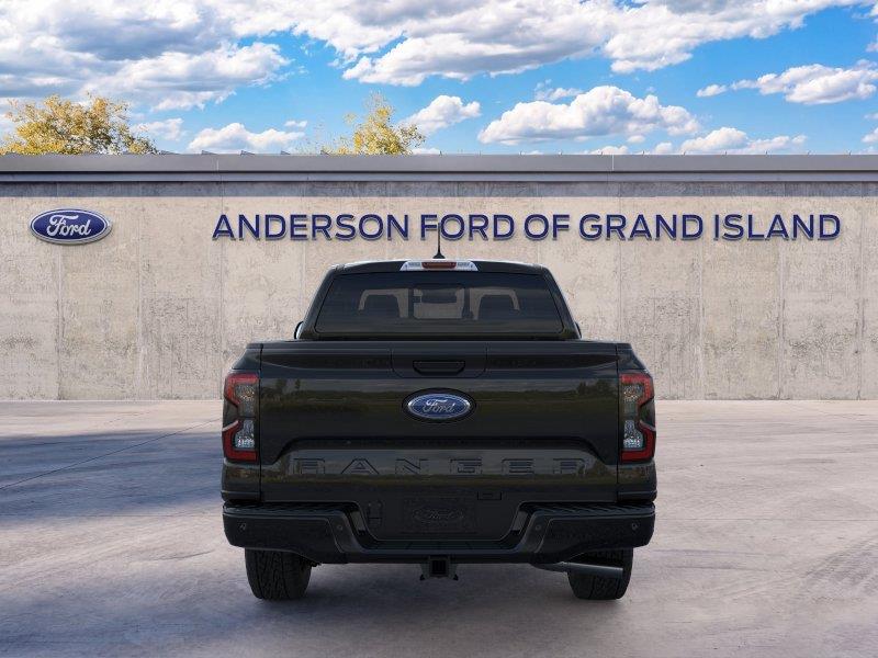 Vehicle photo 5