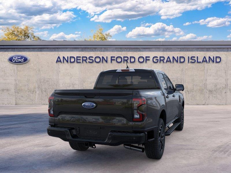 Vehicle photo 8