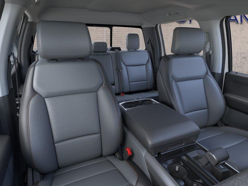 Vehicle photo 10