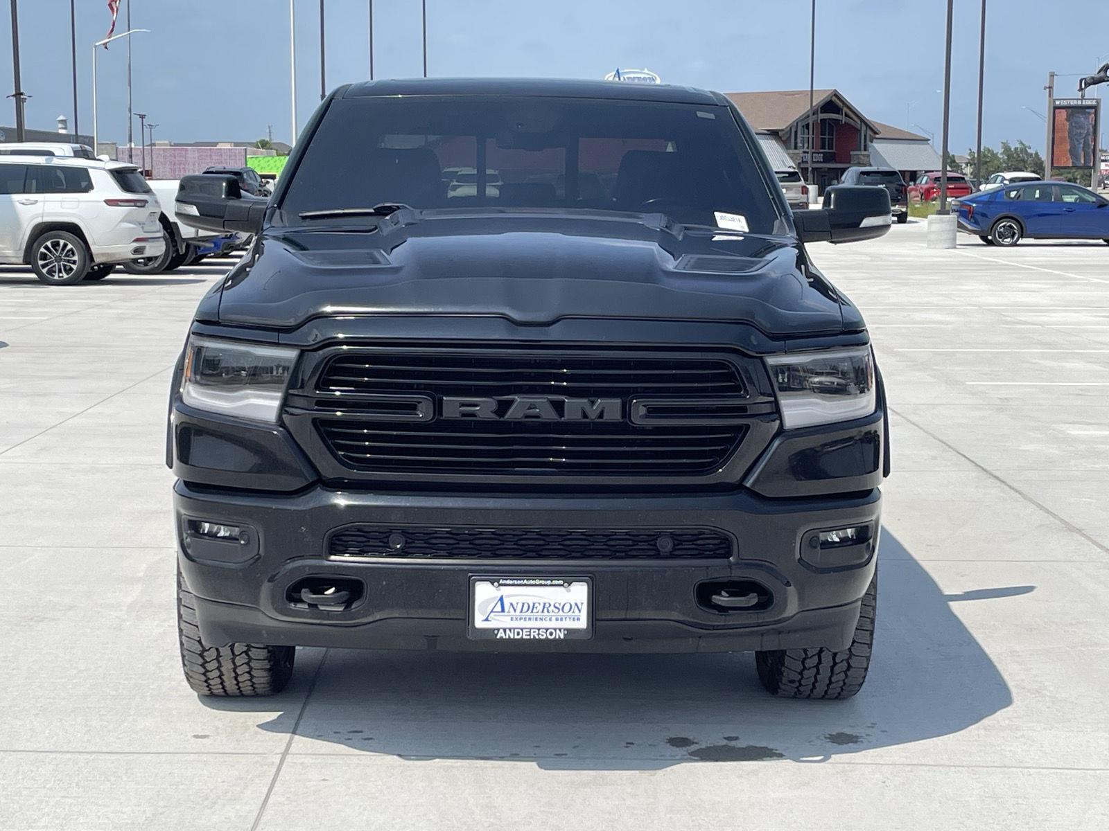Vehicle photo 9