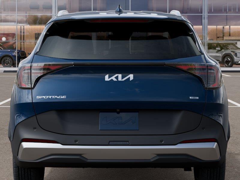 Vehicle photo 13