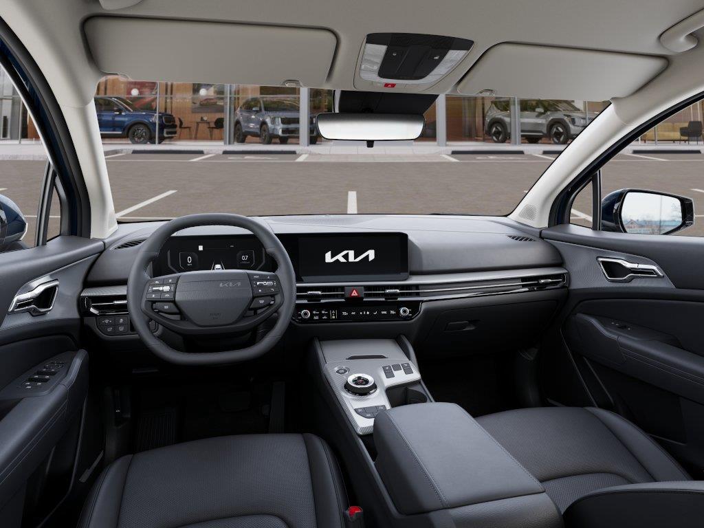 Vehicle photo 14