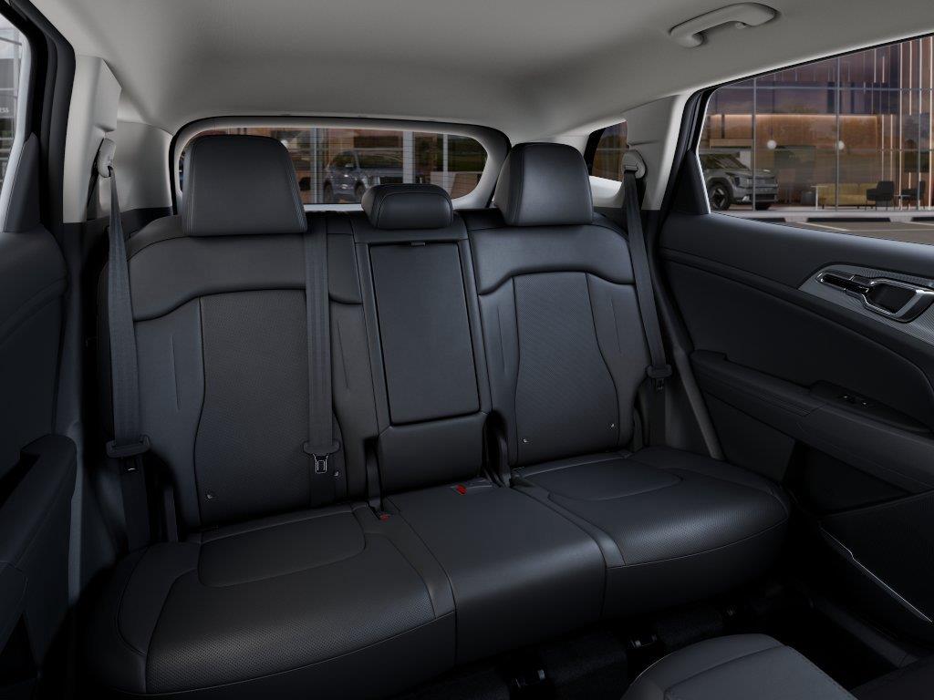 Vehicle photo 16