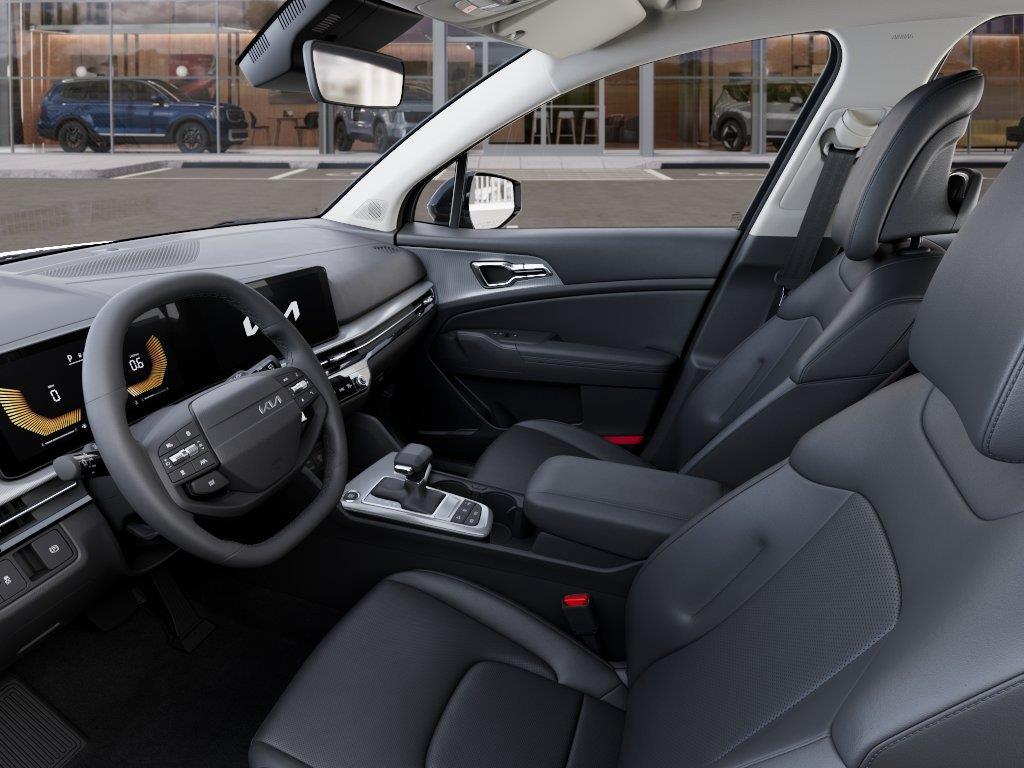 Vehicle photo 17