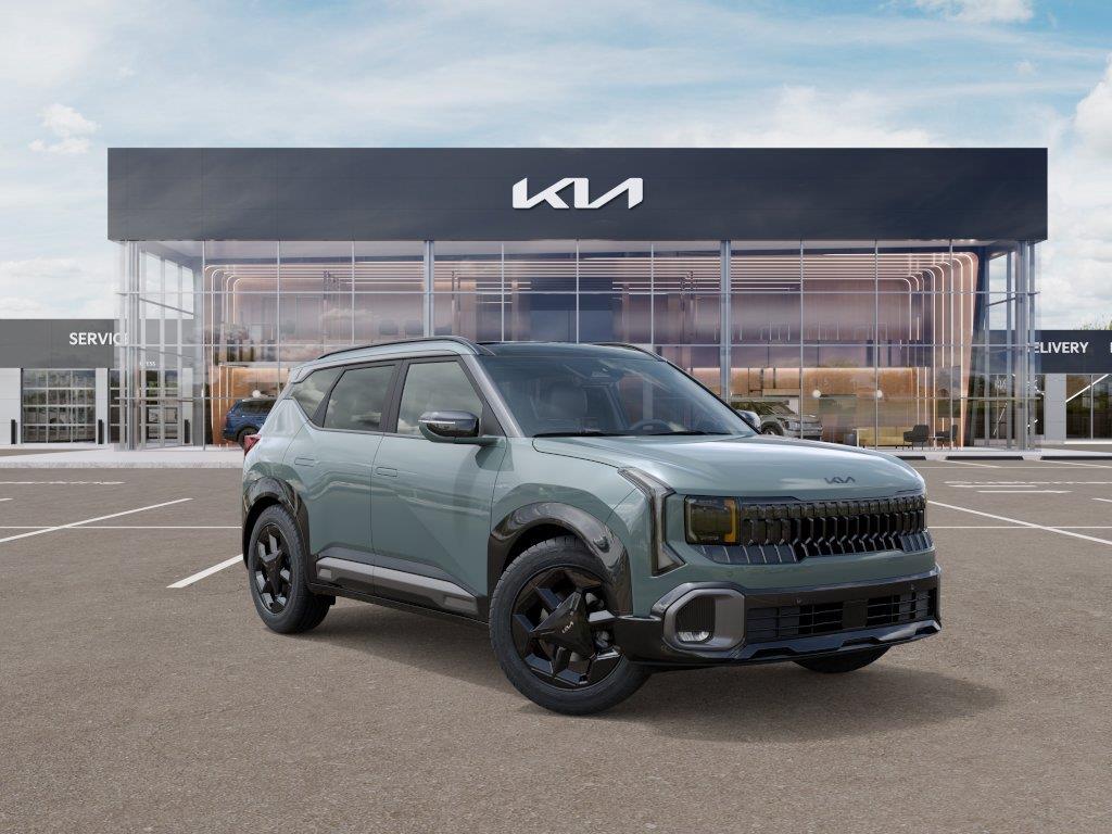 Vehicle photo 8