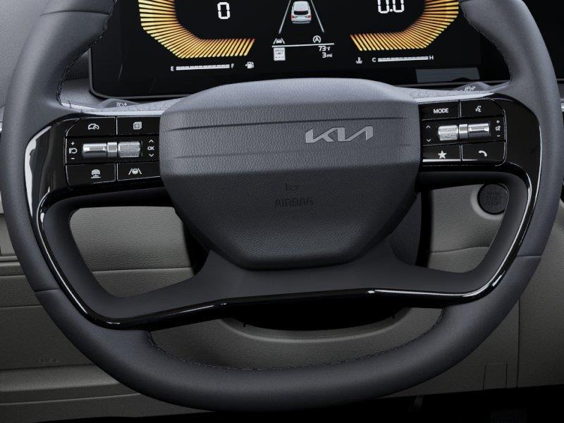 Vehicle photo 22