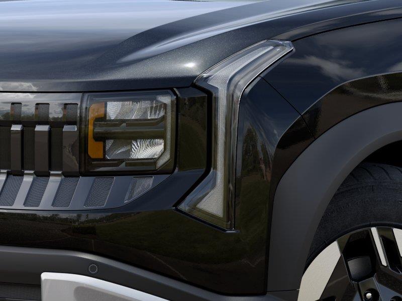 Vehicle photo 10