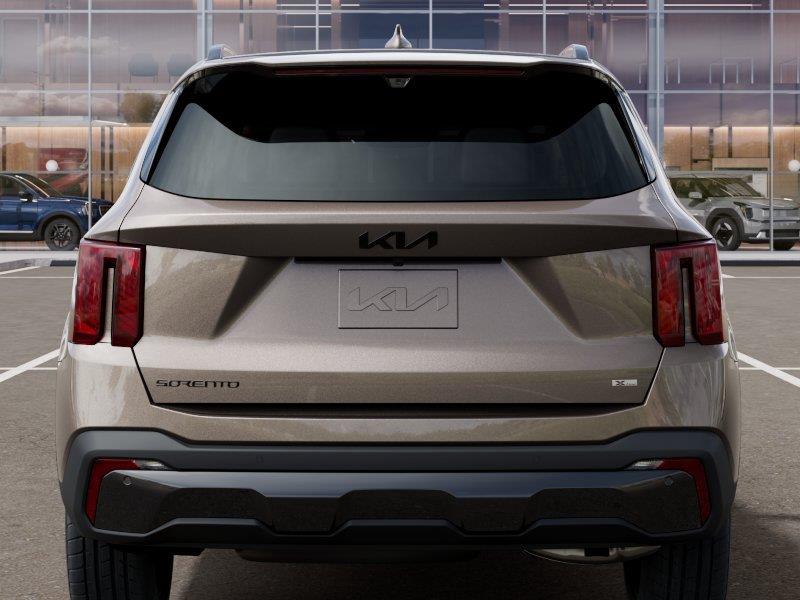 Vehicle photo 13