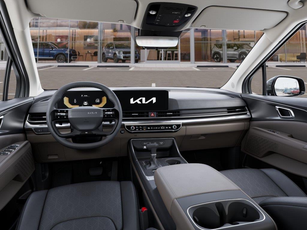 Vehicle photo 14