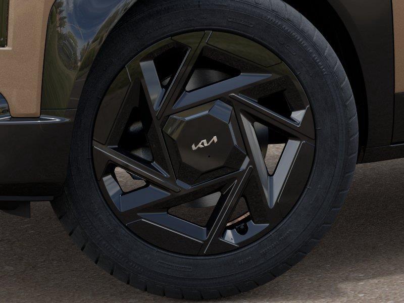 Vehicle photo 9