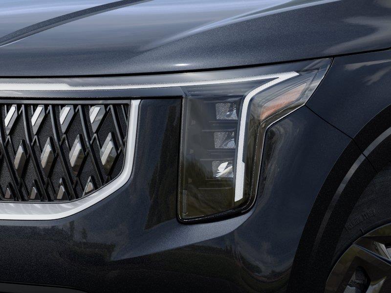 Vehicle photo 10