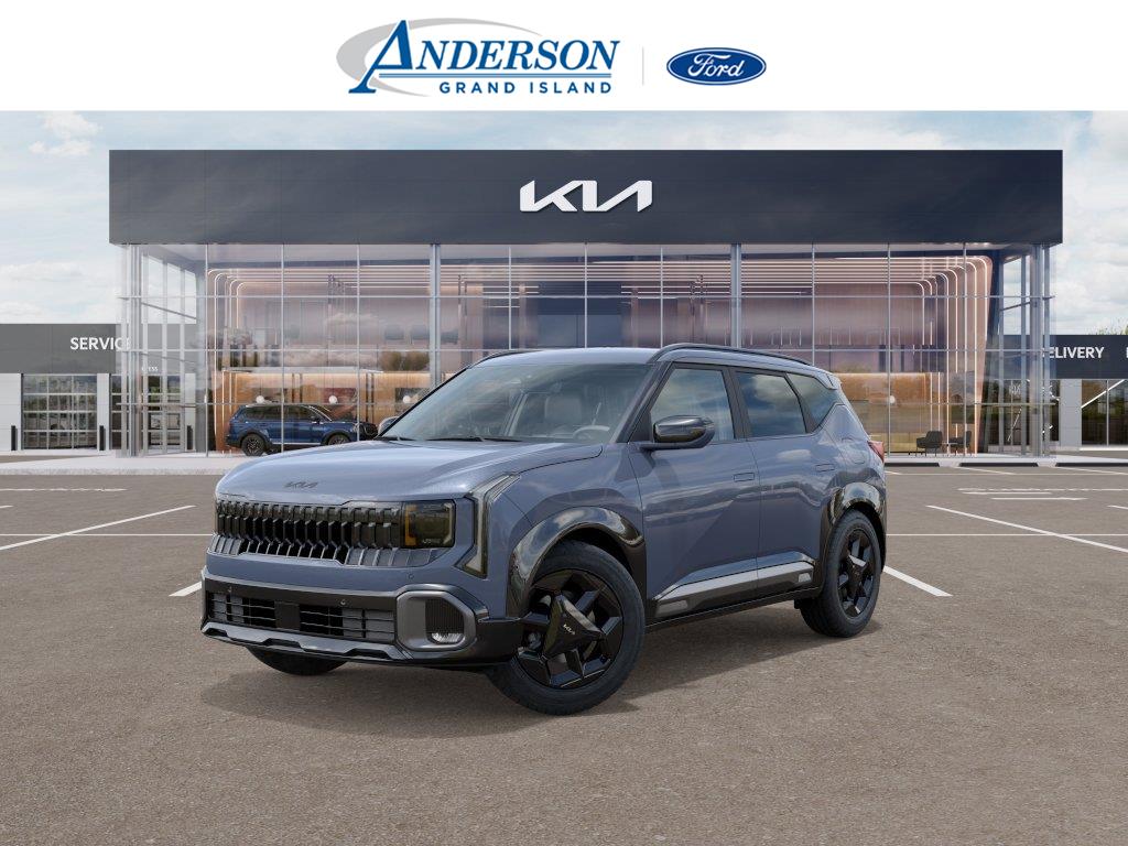 Pale Gray 2027 Kia Seltos SUV / Crossover All-Wheel Drive Continuously Variable Transmission