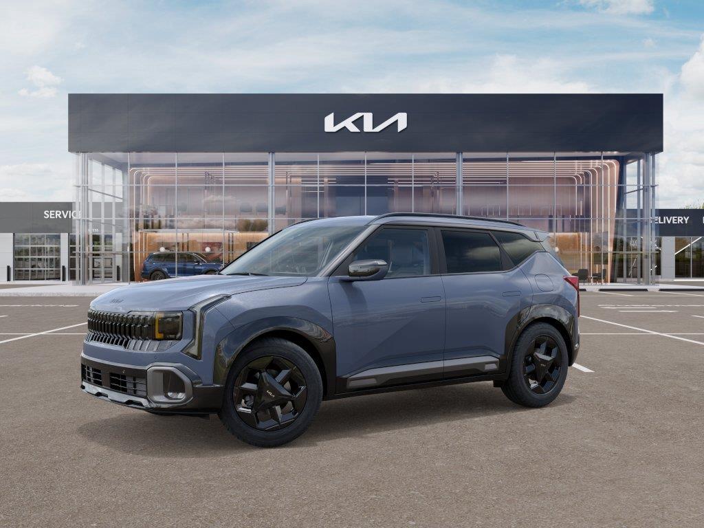 Vehicle photo 3