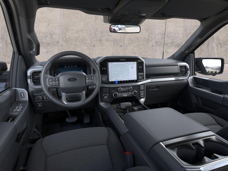 Vehicle photo 9