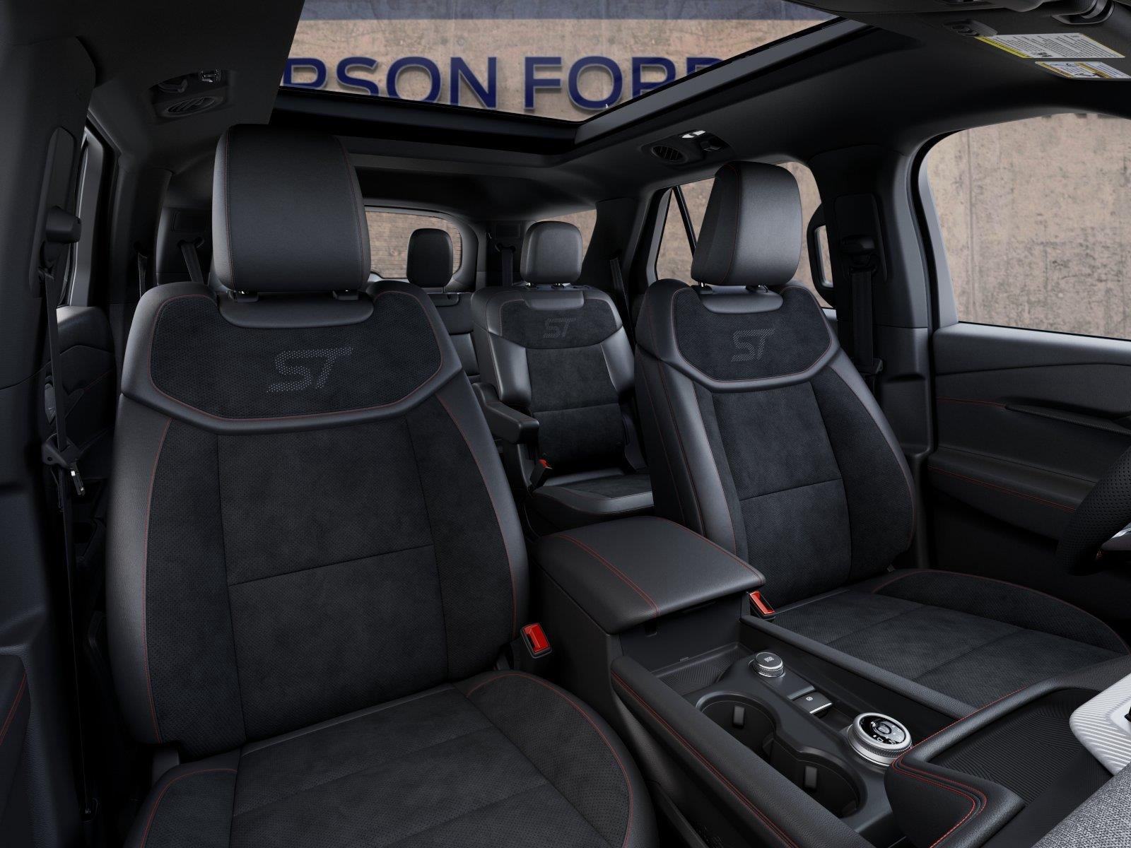 Vehicle photo 10