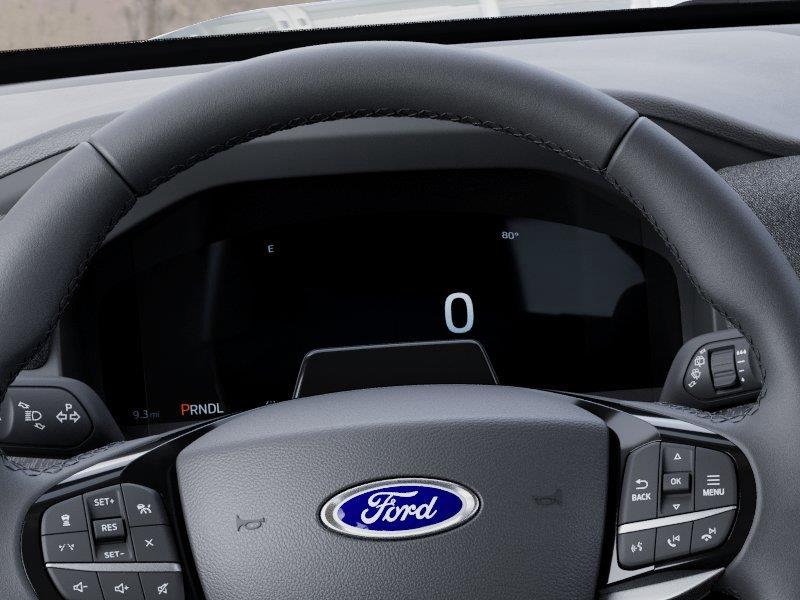 Vehicle photo 13