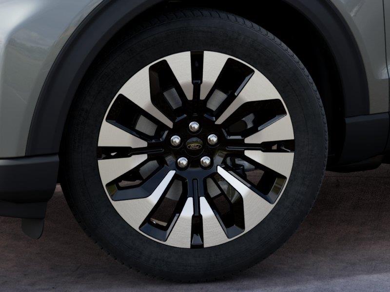 Vehicle photo 19
