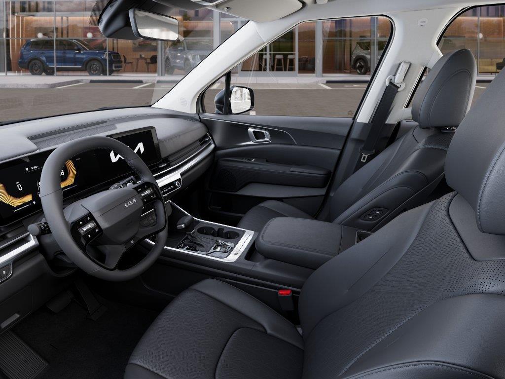 Vehicle photo 17