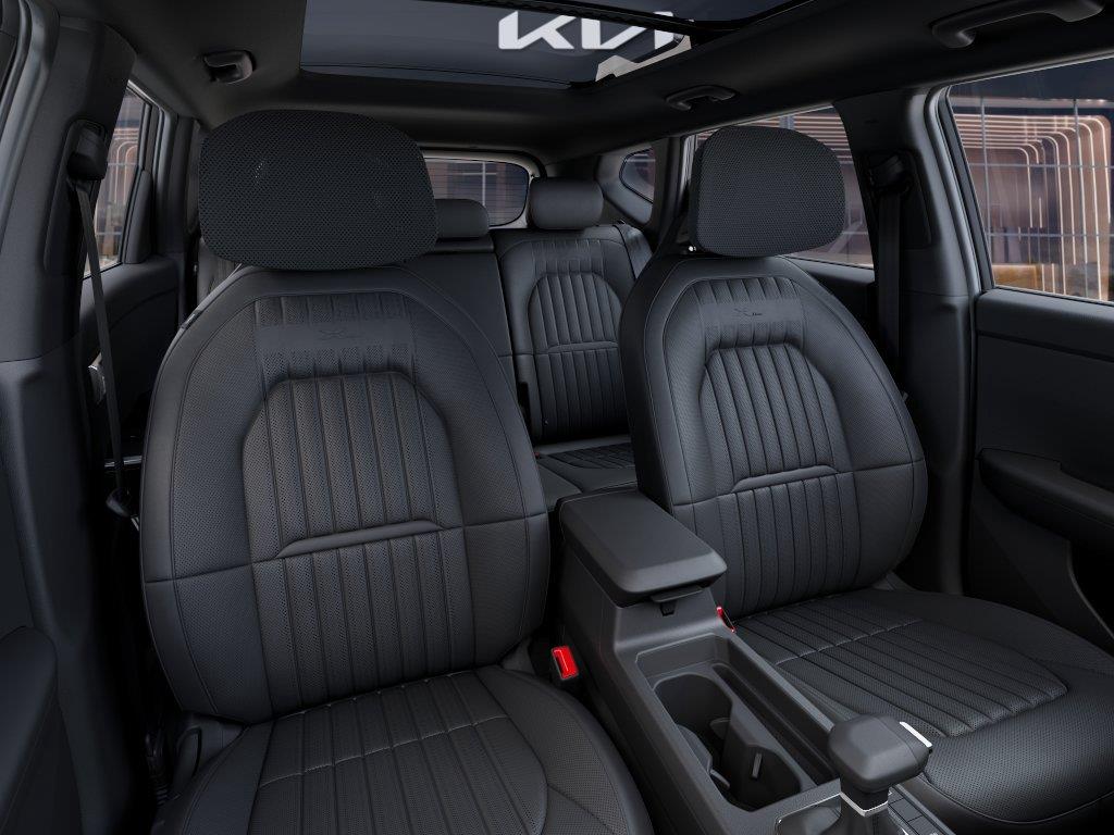 Vehicle photo 15