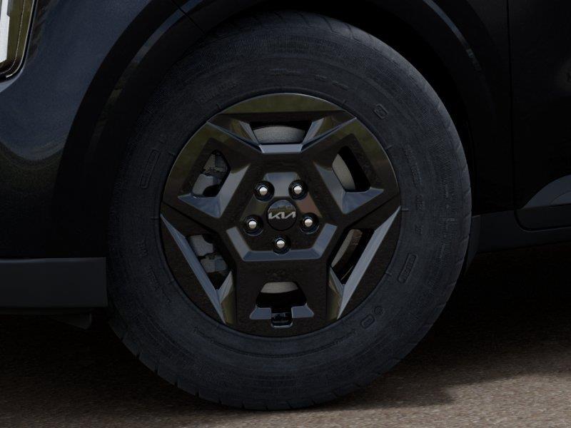 Vehicle photo 9