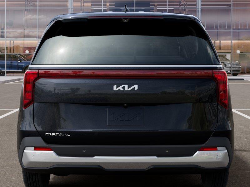 Vehicle photo 13