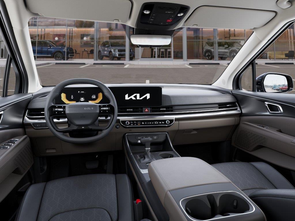 Vehicle photo 14