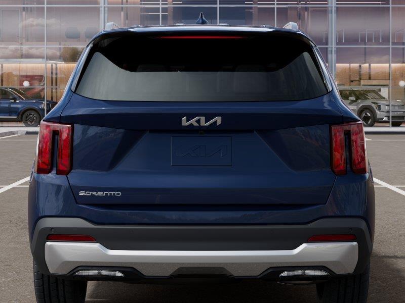 Vehicle photo 13